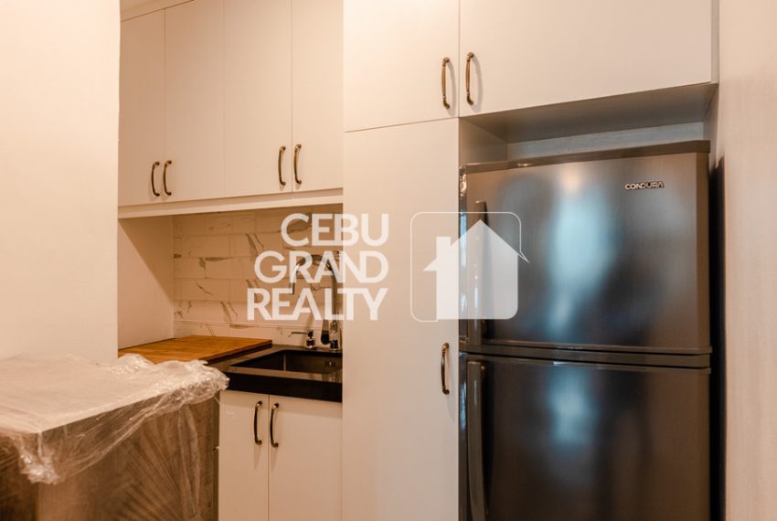 SRBEAT3 Renovated 2 Bedroom Condo for Sale in Mabolo - 8