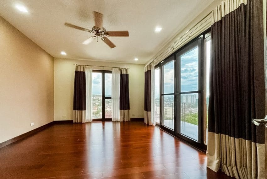 SRBPB3 4 Bedroom House for Sale in Panorama, Banawa - 15