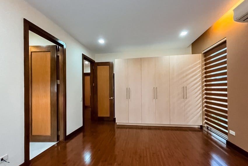 SRBPB3 4 Bedroom House for Sale in Panorama, Banawa - 16