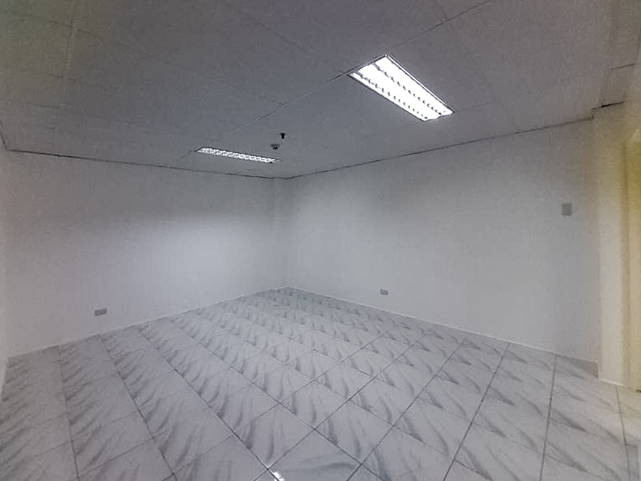 RCPPD9 66 SqM Office Space for Rent in Banilad - 2