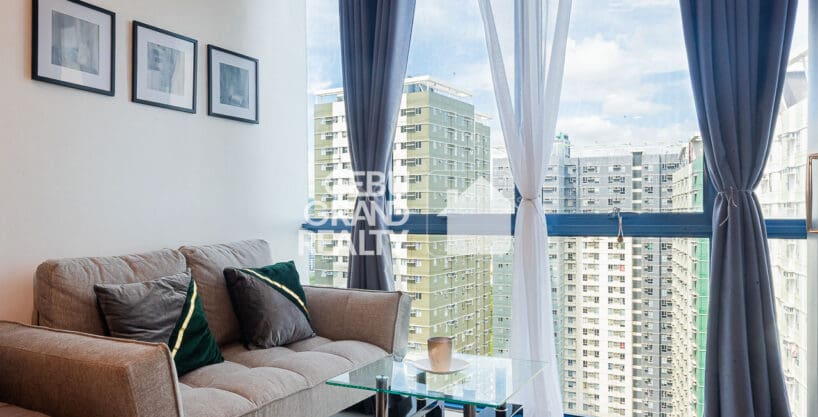 Modern Studio Condo with Stunning City Views at 38th Park Avenue