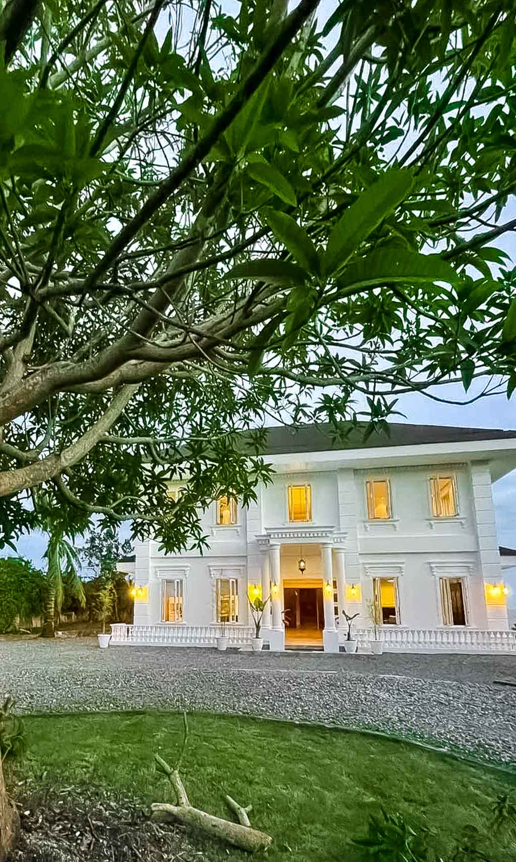 SRBB1 Exquisite Manor by the Sea for Sale in Bohol Island - 33