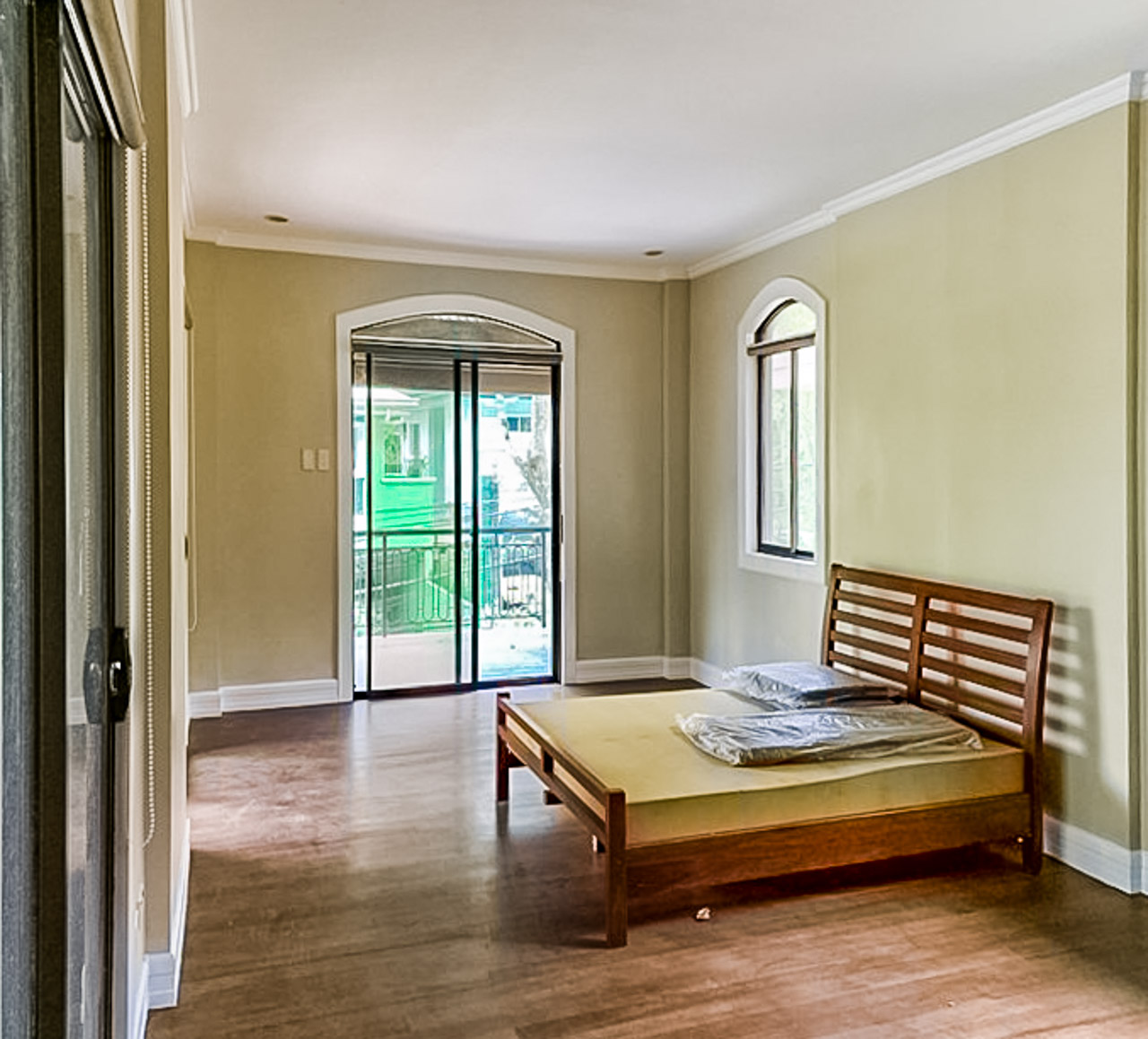 SRBML66 Renovated 4 Bedroom House for Sale in Maria Luisa Park - 12
