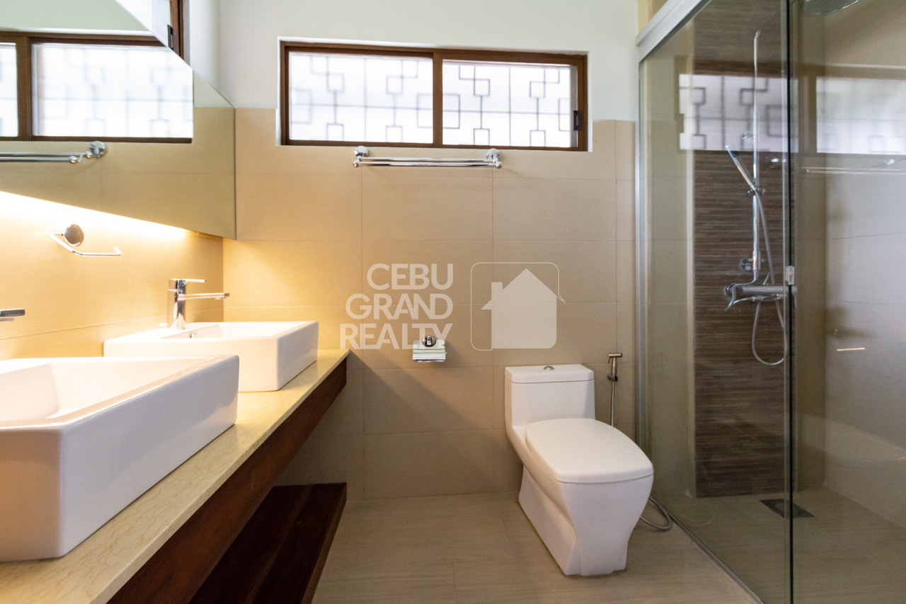 RHSUH3 4 Bedroom House for Rent in Talamban Cebu Grand Realty-8