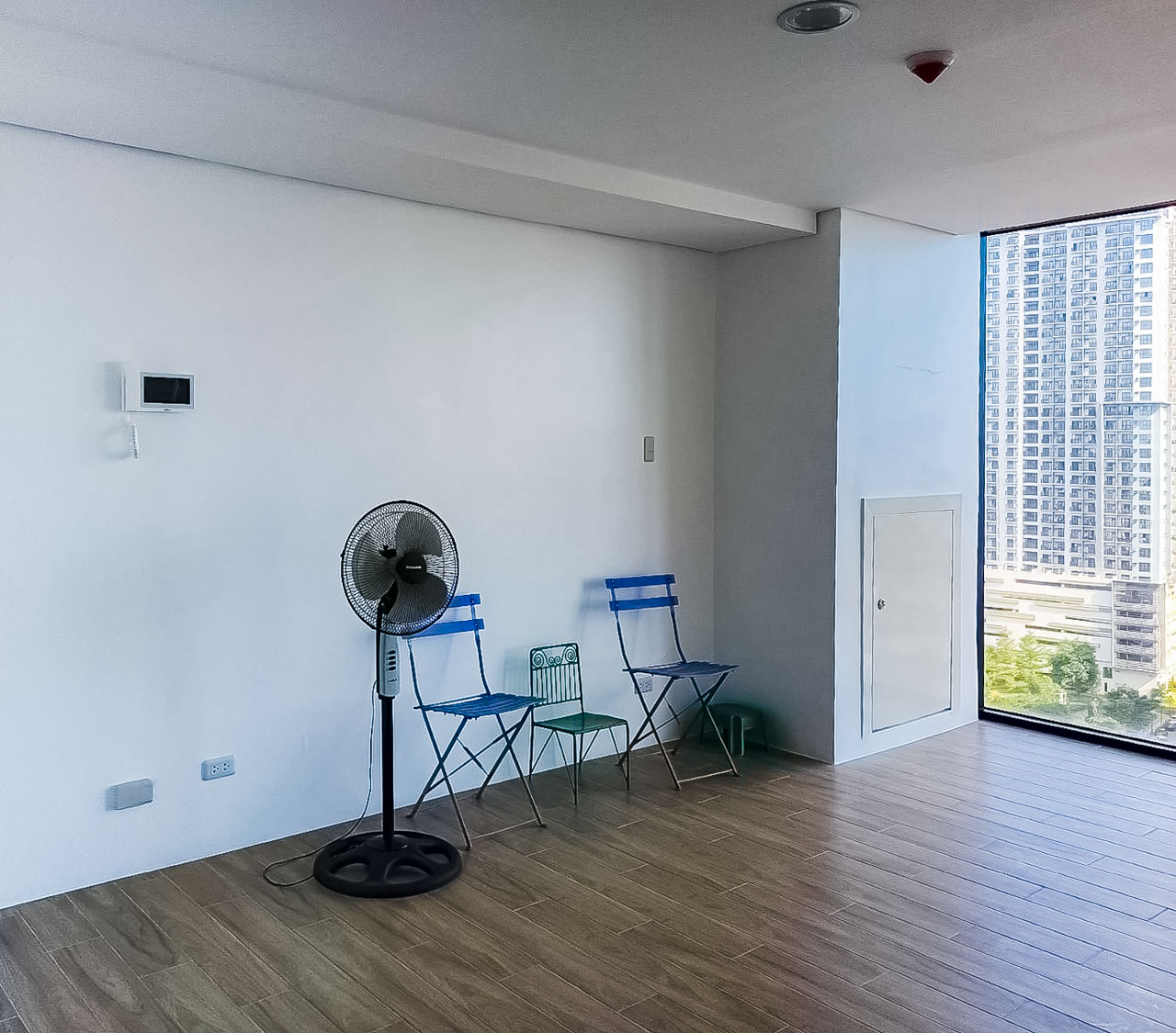 RCPMBA2 30 SqM Office Residential Space for Rent in Cebu - 2