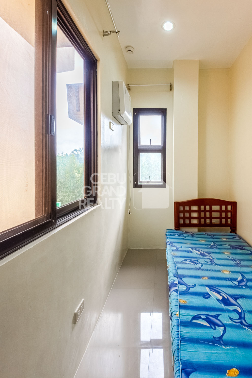 RHSJ2 Semi-Furnished 3 Bedroom Duplex for Rent in Talamban - 12
