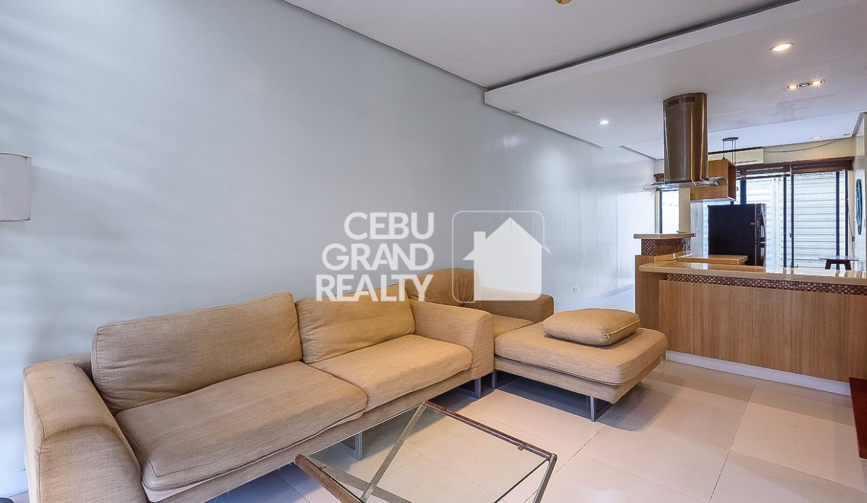 RHTTR4 Spacious Townhouse with Lush Greenery Views in Talamban - Cebu Grand Realty (5)