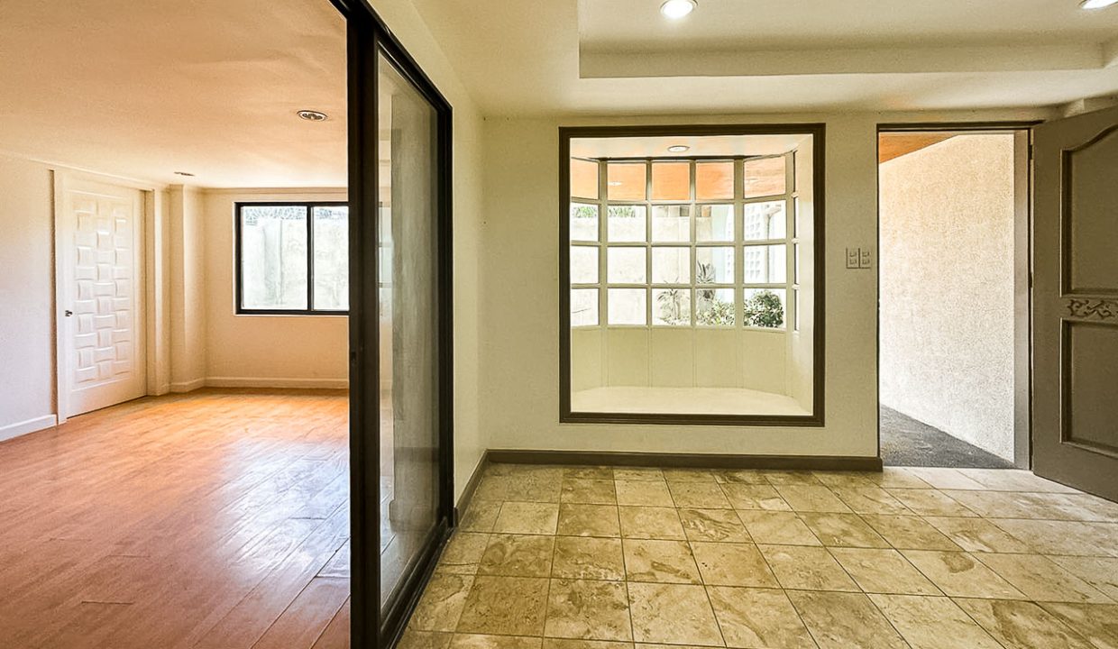RHCC1 Newly Renovated 4 Bedroom House for Rent in Cebu City - 2