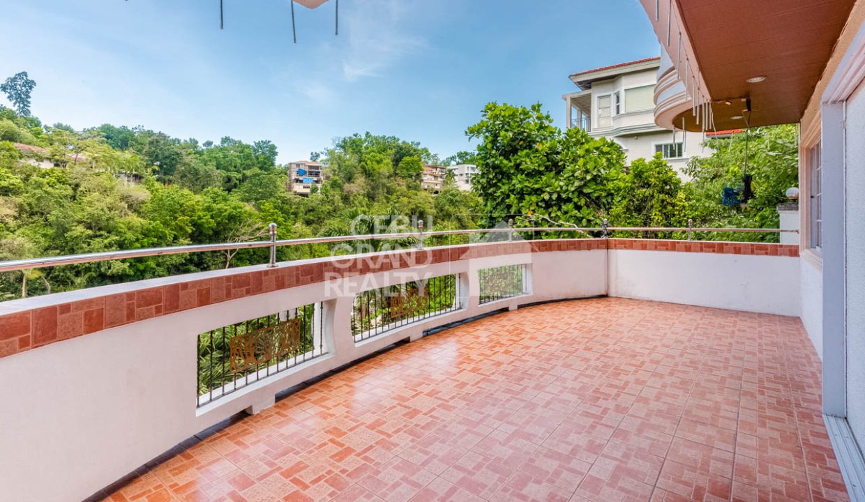 SRBML94 4 Bedroom House with Swimming Pool for Sale in Maria Luisa Estate Park - 8