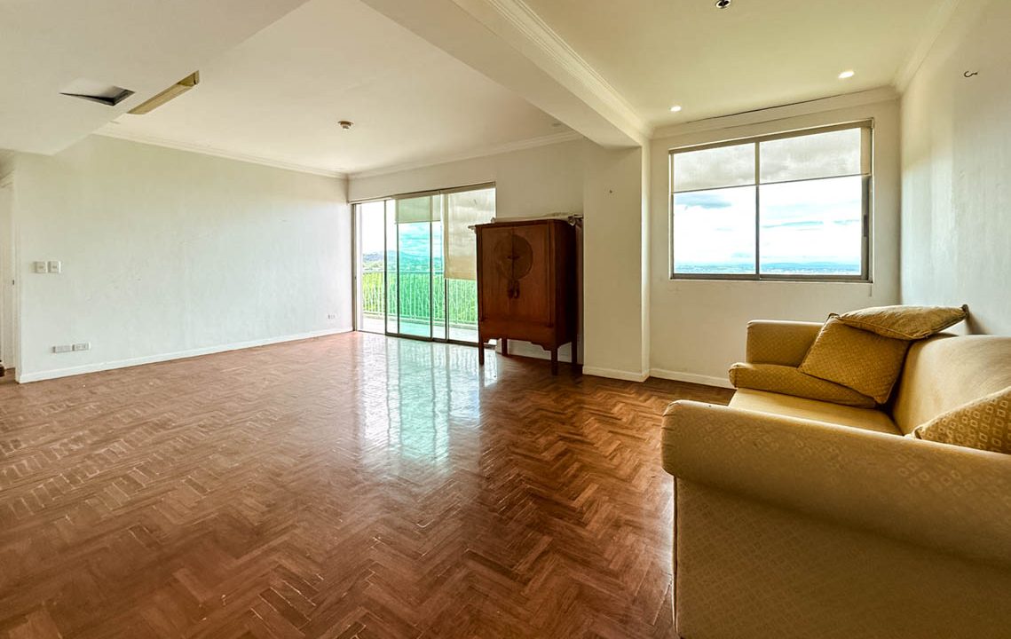 SRBCL12 Large 3 Bedroom Condo for Sale in Citylights Gardens - 2