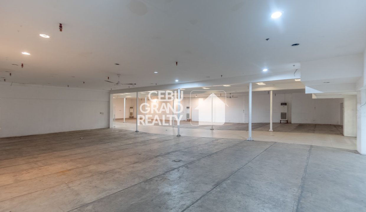 RCPTE1 501 SqM Retail Space for Rent in Cebu City - 1