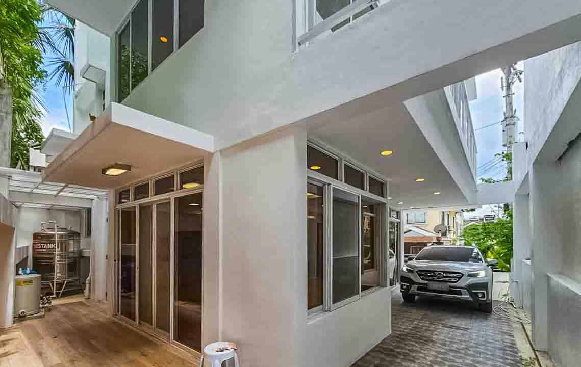 SRBMG2 3 Bedroom House for Sale near Cebu International School - 28