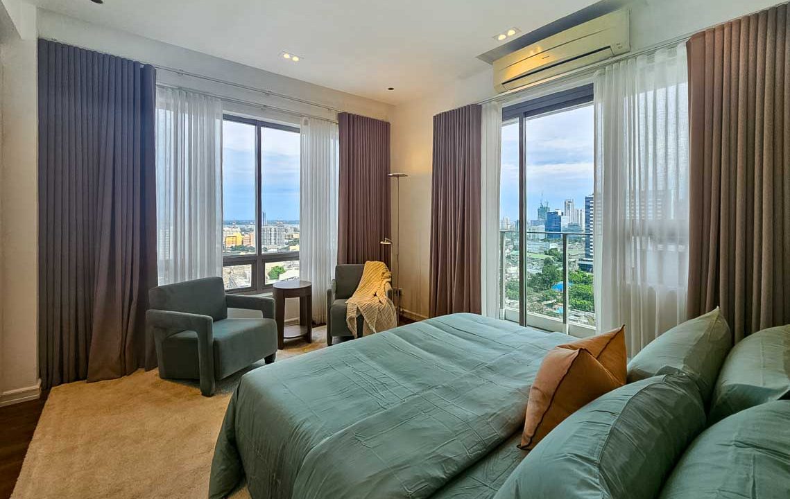 SRBAP6 Newly Renovated 2 Bedroom Condo with Balcony for Sale in Cebu IT Park - 13