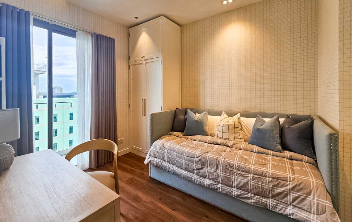 SRBAP6 Newly Renovated 2 Bedroom Condo with Balcony for Sale in Cebu IT Park - 19