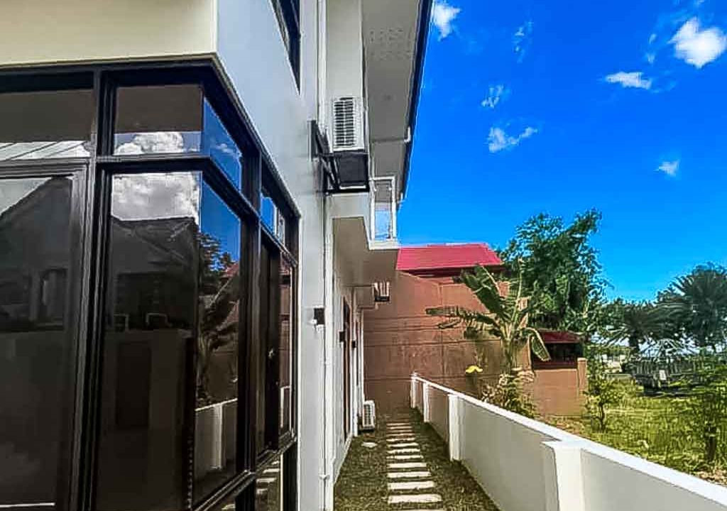 SRBCM1 New 4 Bedroom House for Sale in Corona Del Mar Talisay - 21