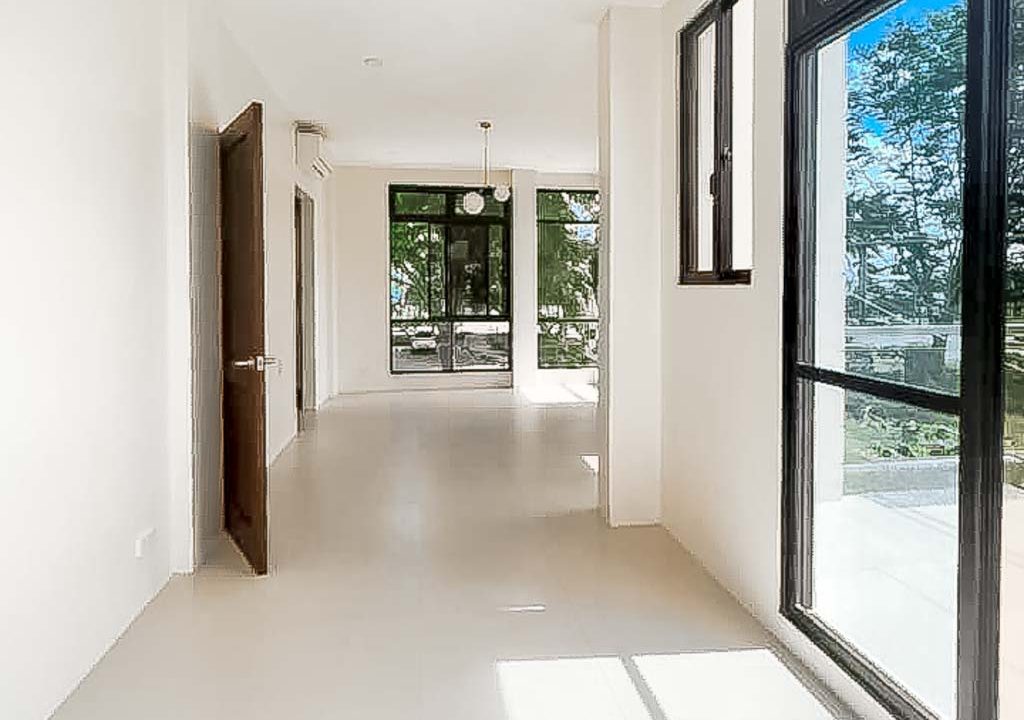 SRBCM1 New 4 Bedroom House for Sale in Corona Del Mar Talisay - 7