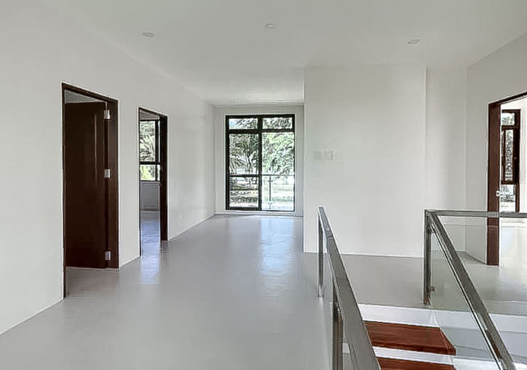 SRBCM1 New 4 Bedroom House for Sale in Corona Del Mar Talisay - 8