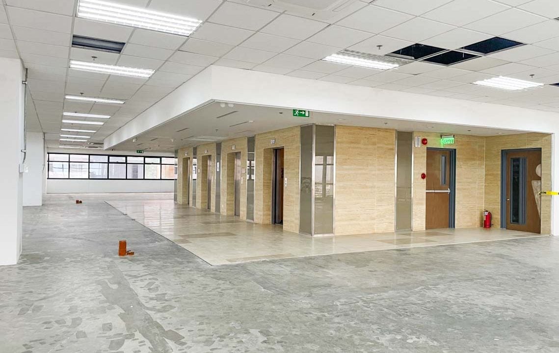 RCPHMT1 1129 SqM Whole Floor Office Space for Rent in Cebu IT Park - 3