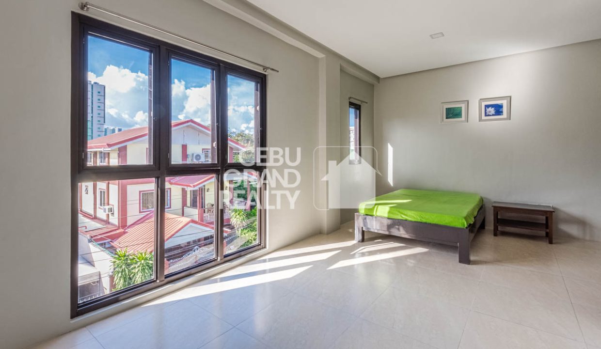 RHCV10 Furnished 4 Bedroom House for Rent in Mabolo - 9