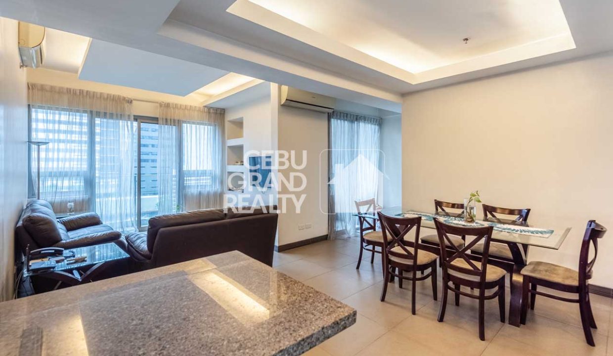 SRBAP7 Furnished 2 Bedroom Condo with Balcony for Sale in Cebu IT Park - 1