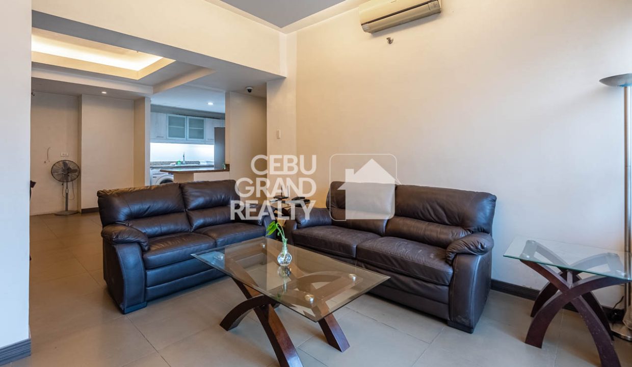 SRBAP7 Furnished 2 Bedroom Condo with Balcony for Sale in Cebu IT Park - 6