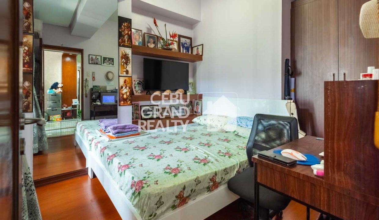 SRBAP8 Furnished 2 Bedroom Condo for Sale in Cebu IT Park - 10