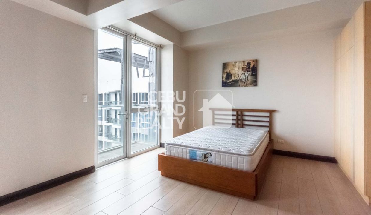 SRBENB5 Furnished 2 Bedroom with Balcony for Sale in Mactan Lapu-Lapu - 8