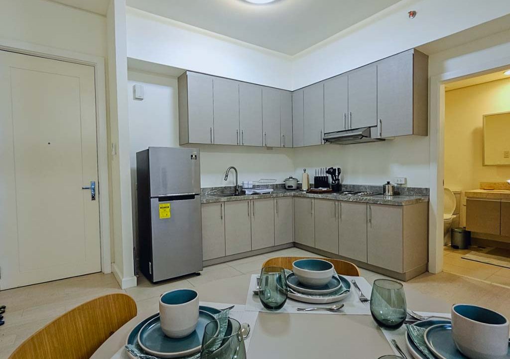 SRBTTS15 Furnished 1 Bedroom Condo for Sale in 32 Sanson - 5