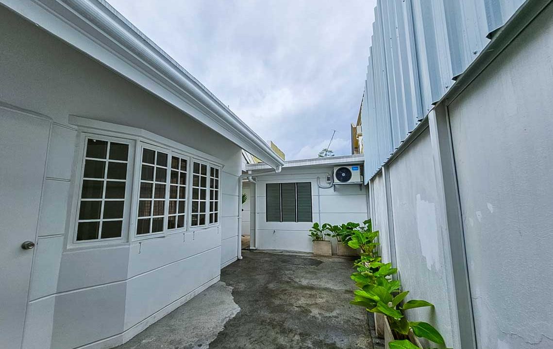 SRBGV1 Newly Renovated 4 Bedrooms Bungalow House near Cebu IT Park - 19