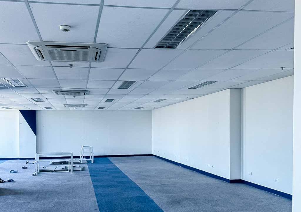 RCPMST11 204 SqM Office Space for Rent in Cebu Business Park - 2