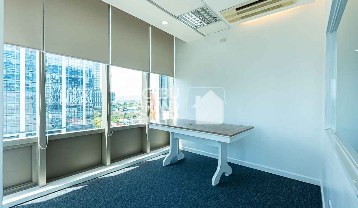 RCPPC1 10 Seats Fully Serviced Office for Rent in Cebu IT Park - 8