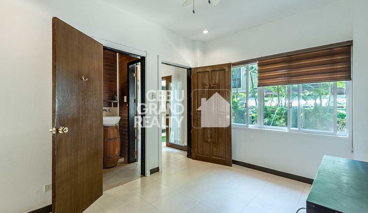 RHML46 4 Bedroom House for Rent in Maria Luisa Park - 19