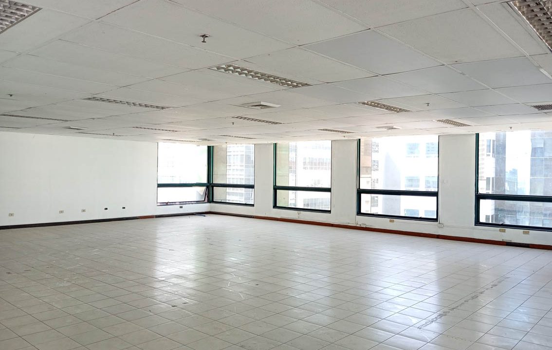 RCPKT10 485 SqM Office for Rent in Cebu Business Park - 1