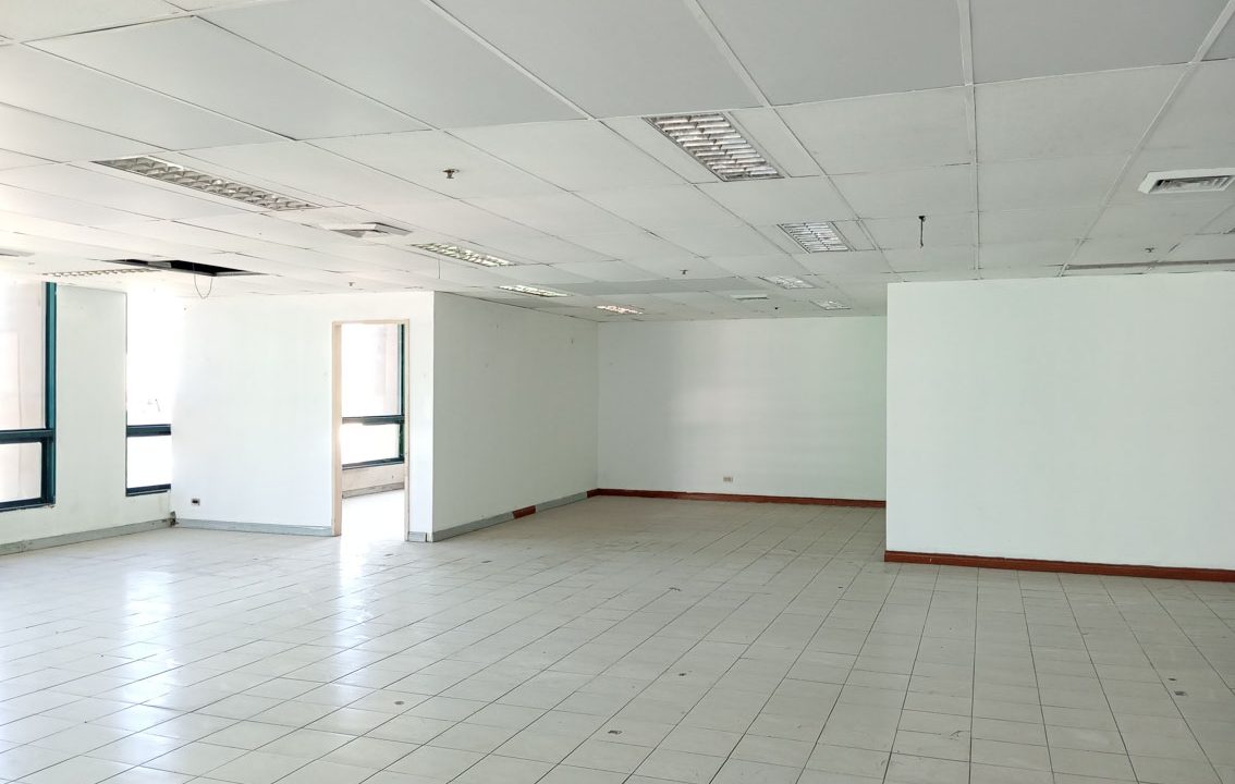 RCPKT10 485 SqM Office for Rent in Cebu Business Park - 7