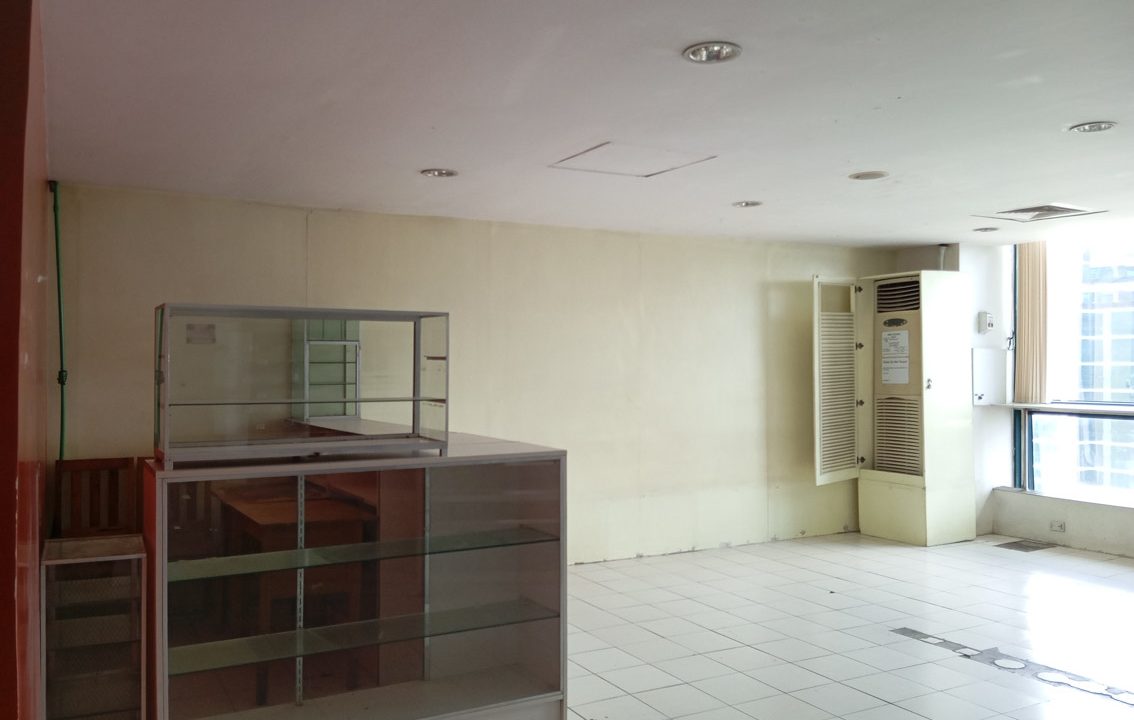 RCPKT3 650 SqM Office for Rent in Cebu Business Park - 11