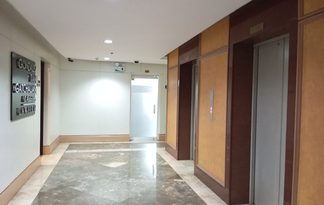 RCPKT4 99 SqM Office for Rent in Cebu Business Park - 12