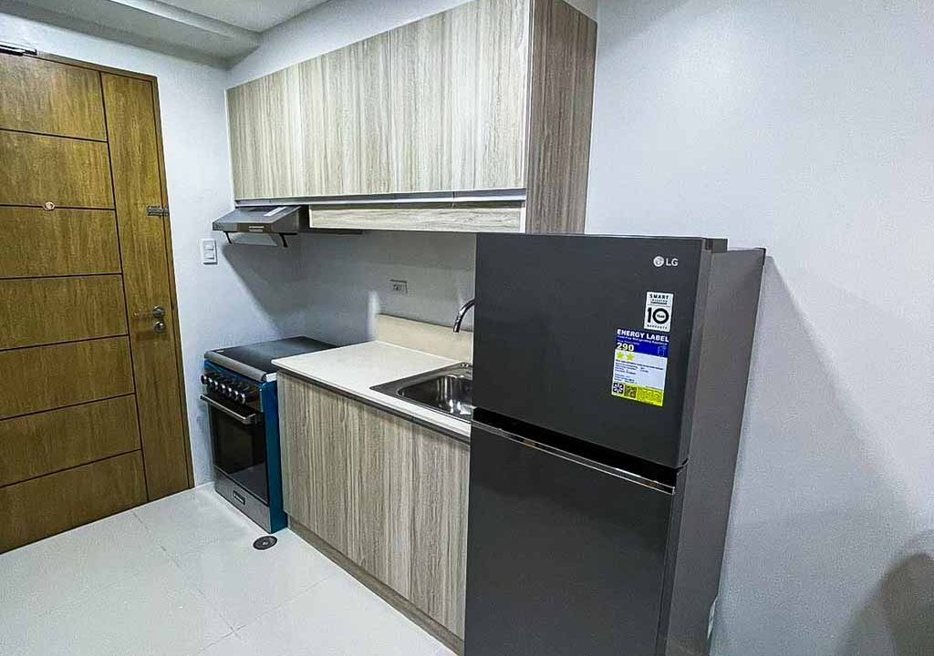 RCTEG1 Furnished Studio for Rent in Cebu Business Park - Cebu Grand Realty (4)