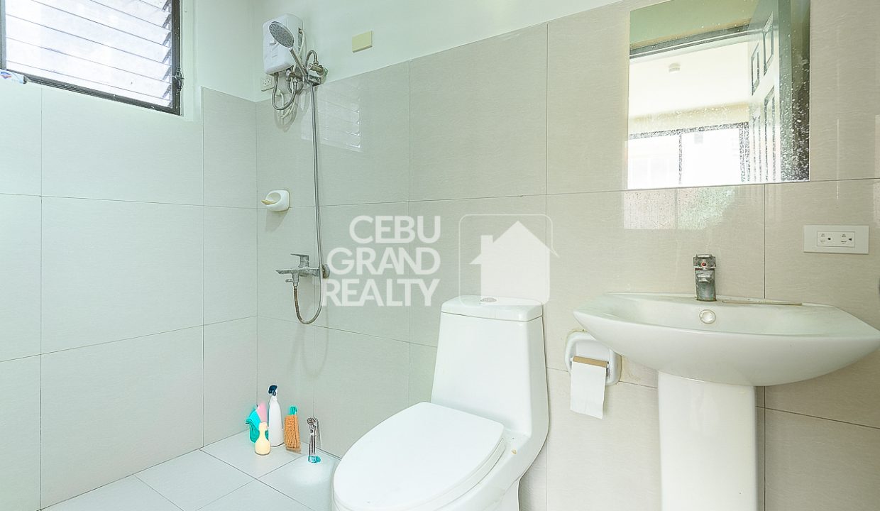 RHSMD3 New Unfurnished 4 Bedroom Duplex House for Rent in Banilad - Cebu Grand Realty (10)