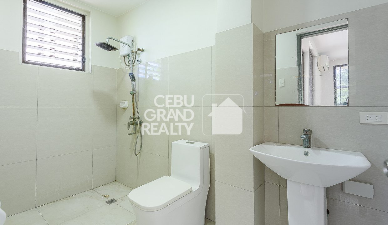 RHSMD3 New Unfurnished 4 Bedroom Duplex House for Rent in Banilad - Cebu Grand Realty (13)