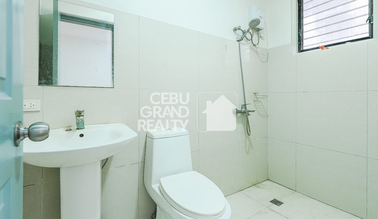 RHSMD3 New Unfurnished 4 Bedroom Duplex House for Rent in Banilad - Cebu Grand Realty (7)