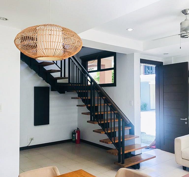 RHSMD4 Semi-Furnished 4 Bedroom House for Rent in Banilad - Cebu Grand Realty (3)