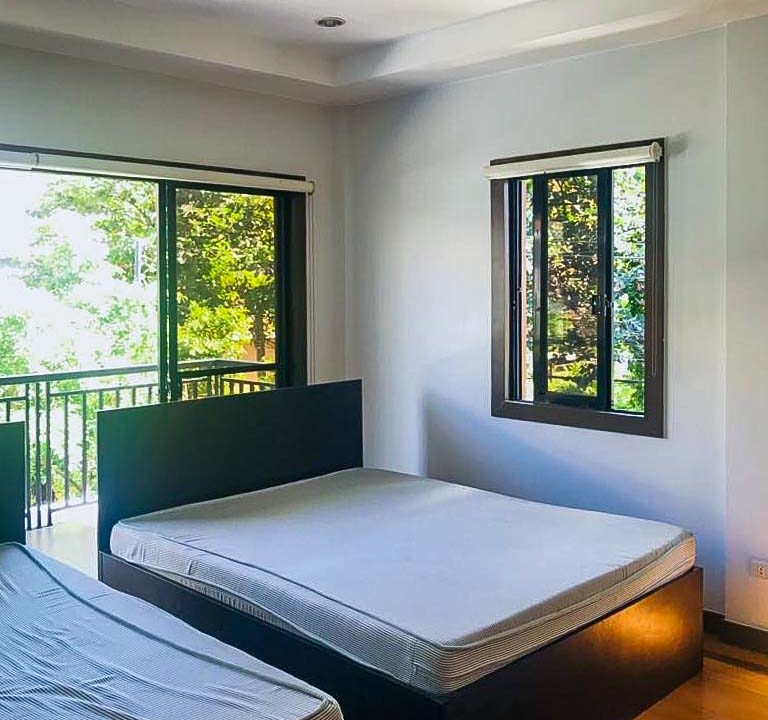 RHSMD4 Semi-Furnished 4 Bedroom House for Rent in Banilad - Cebu Grand Realty (7)