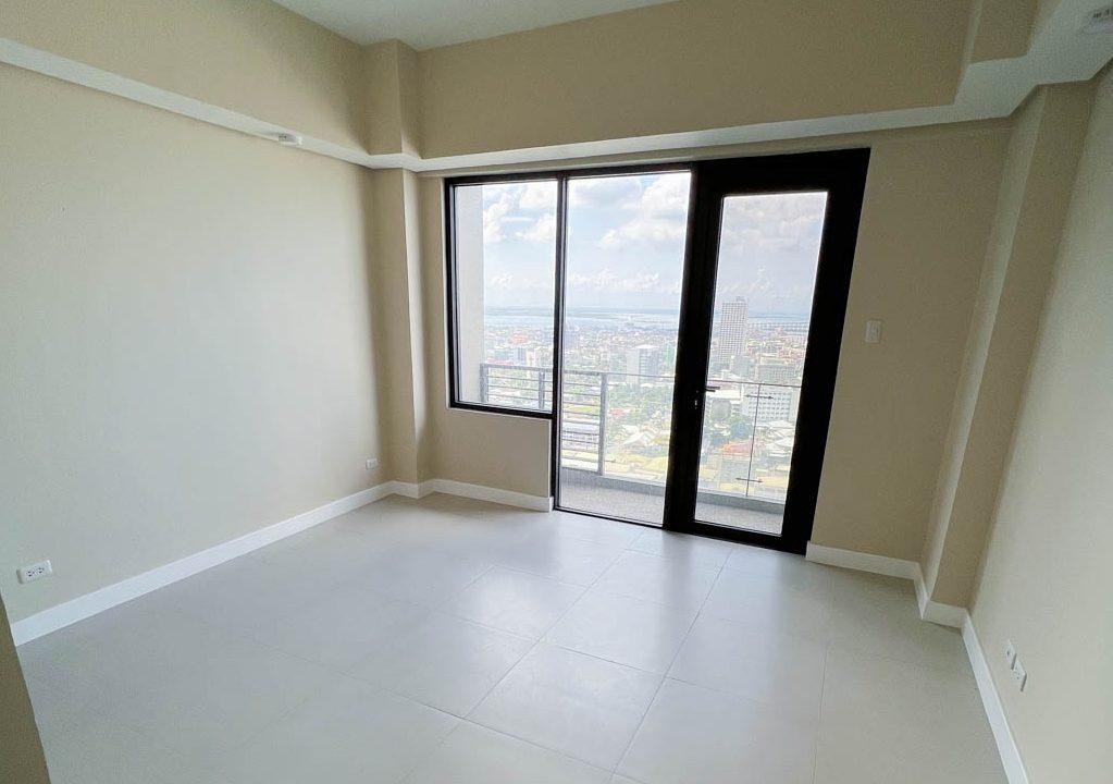 SRBBP2 Unfurnished Studio with Terrace for Rent in Baseline Premier - Cebu Grand Realty (1)