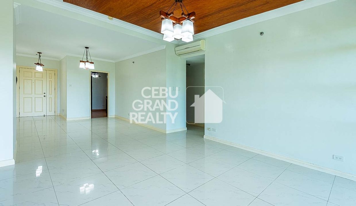 SRBCL17 Unfurnished 3 Bedroom Condo for Sale in Citylights Gardens - Cebu Grand Realty (1)