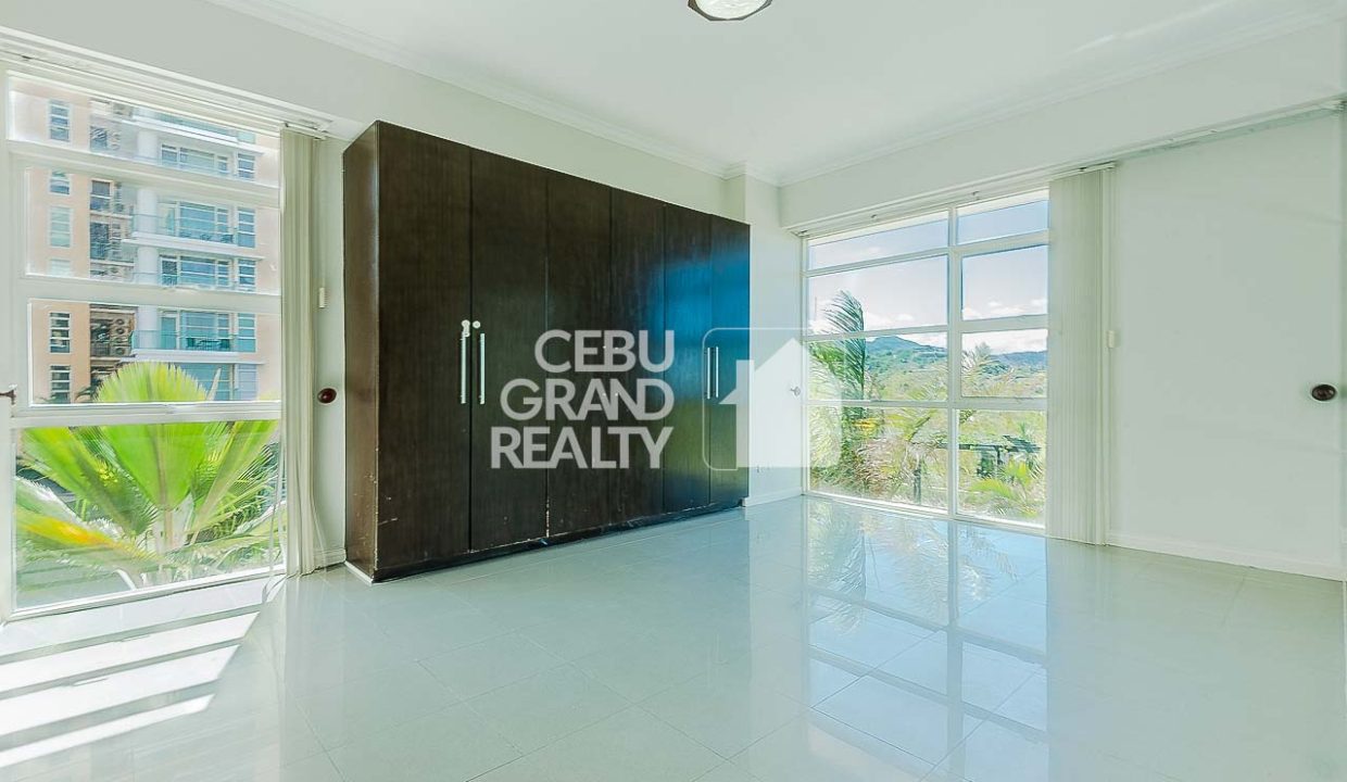 SRBCL17 Unfurnished 3 Bedroom Condo for Sale in Citylights Gardens - Cebu Grand Realty (9)