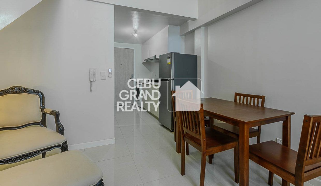 RCMB5 Stylish Loft Condo with Open Living Space in Mandani Bay - Cebu Grand Realty (4)