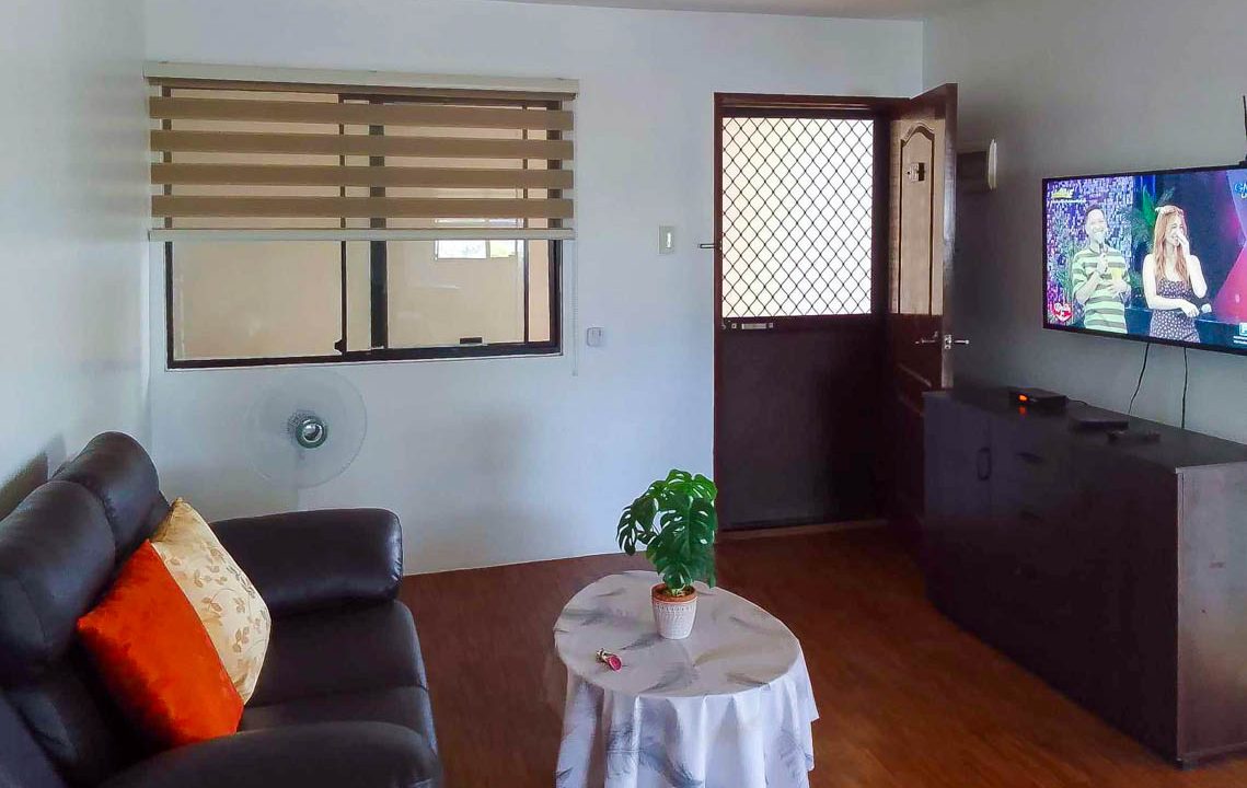 RCOO2 Semi-Furnished 2 Bedroom Condo for Rent in Mabolo - Cebu Grand Realty (2)