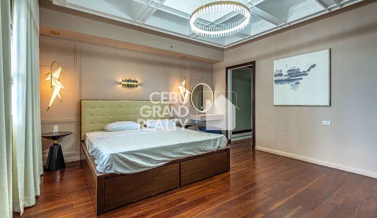 SRBAV5 Spacious 3 Bedroom Bi-Level Penthouse for Sale in Cebu Business Park - Cebu Grand Realty (16)