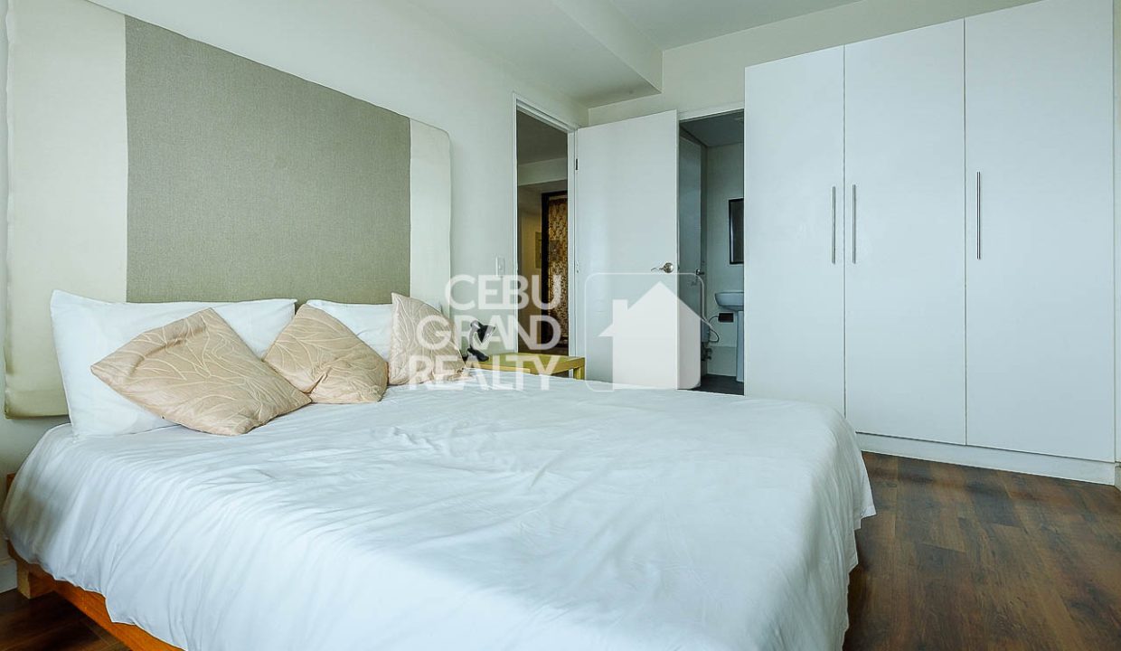 SRBSP4 Modern Condo with Stunning City Views in Sedona Parc - Cebu Grand Realty (10)