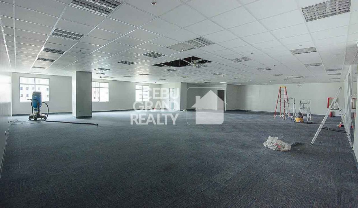 RCPTGU4 374 SqM Office for Rent in Cebu IT Park - Cebu Grand Realty (1)